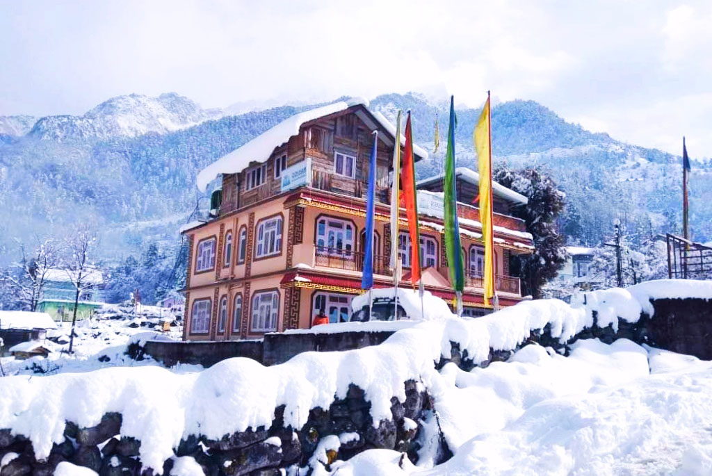 Sikkim Booking - Best Spots in Sikkim to View Kanchenjunga, Book Sikkim Packages at Best Price from Sikkim Booking Best Reliable Agency in Sikkim, DMC Sikkim, Sikkim B2B Packages, Best Hotels in Sikkim for Accommodation